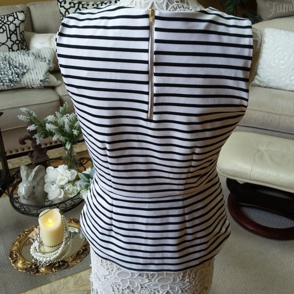 PRETTY Black & White STRIPE Knit PEPLUM Top - Picture 3 of 3
